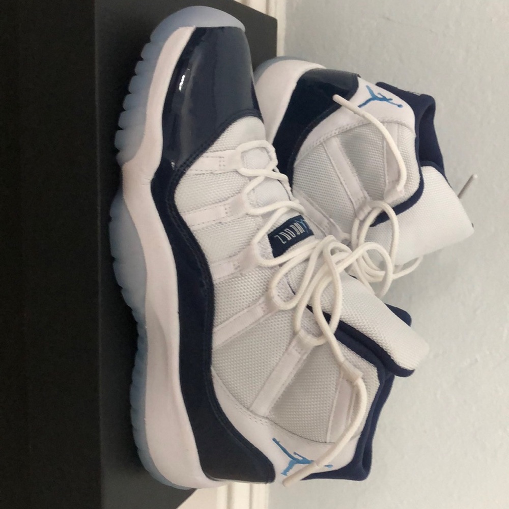Air Jordan 11